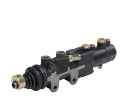 Master cylinder with booster